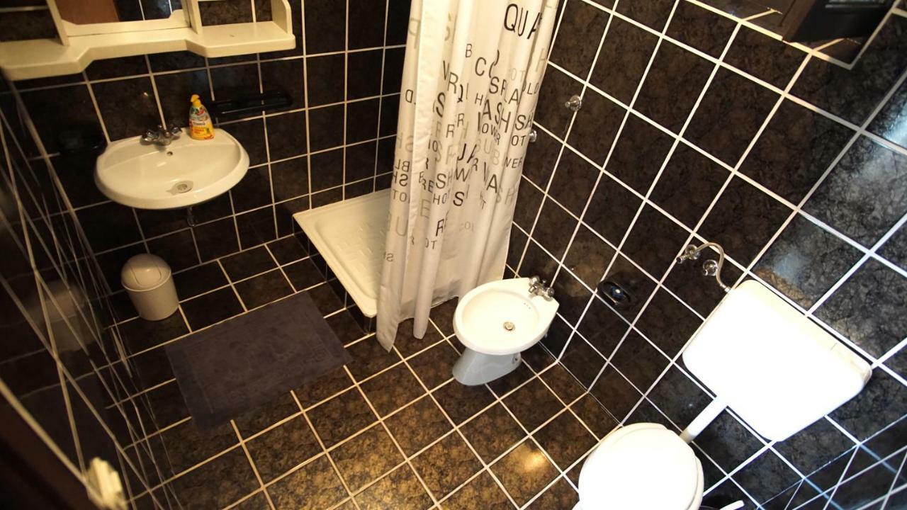 Apartmani Laura Трогир Экстерьер фото