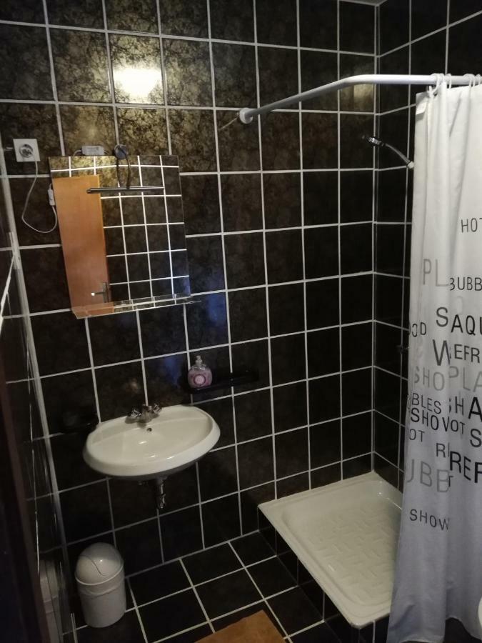 Apartmani Laura Трогир Экстерьер фото